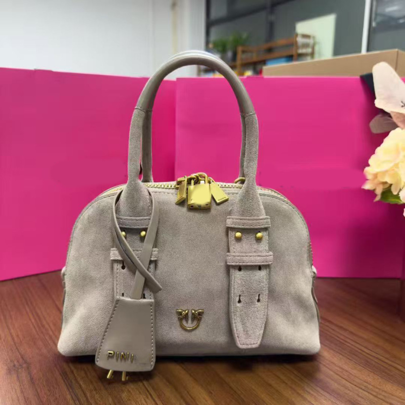 Women's bag in stock: New PINKO Shell Bag, shell handbag, fashionable versatile shoulder and crossbody bag for women Women's bag in stock: New PINKO Shell Bag, shell handbag, fashionable versatile shoulder and crossbody bag for women
