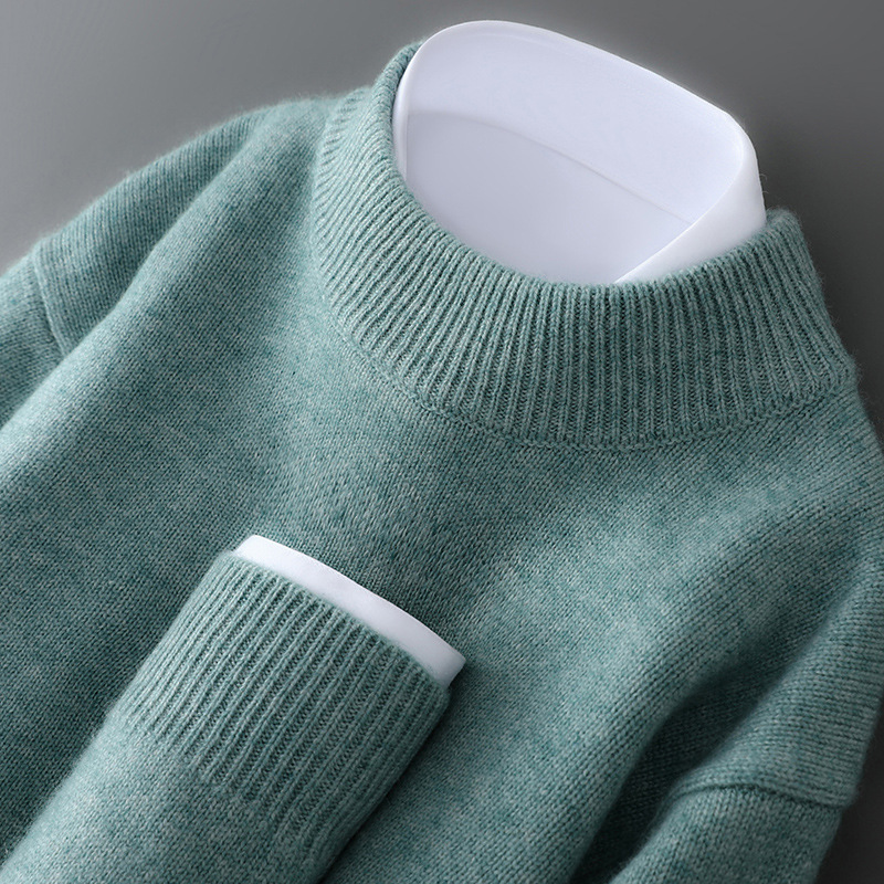 Bluestone green [half turtleneck]