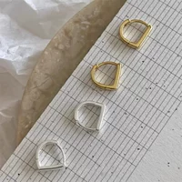 Буква D-образная застежка для ушей женщины простой холодный ветер серьги личность нишевые украшения