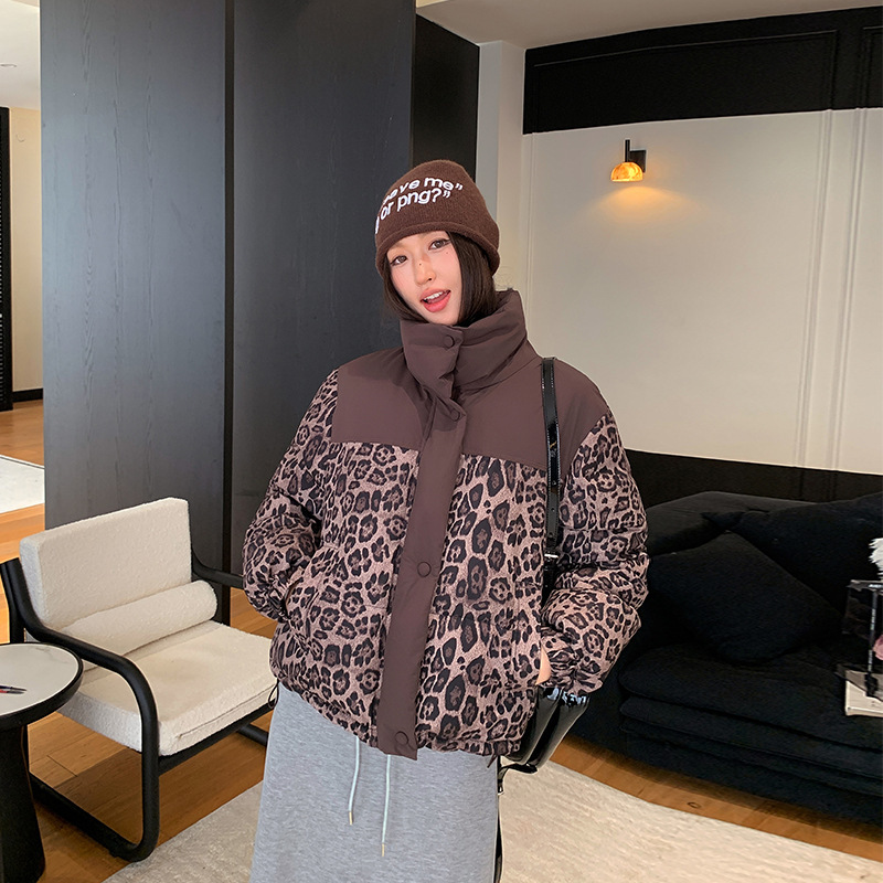 2025 ropa de algodón de plumón ropa de algodón corta impresión coreana nuevo cuello de pan chaqueta de algodón nicho chaqueta de invierno mujer