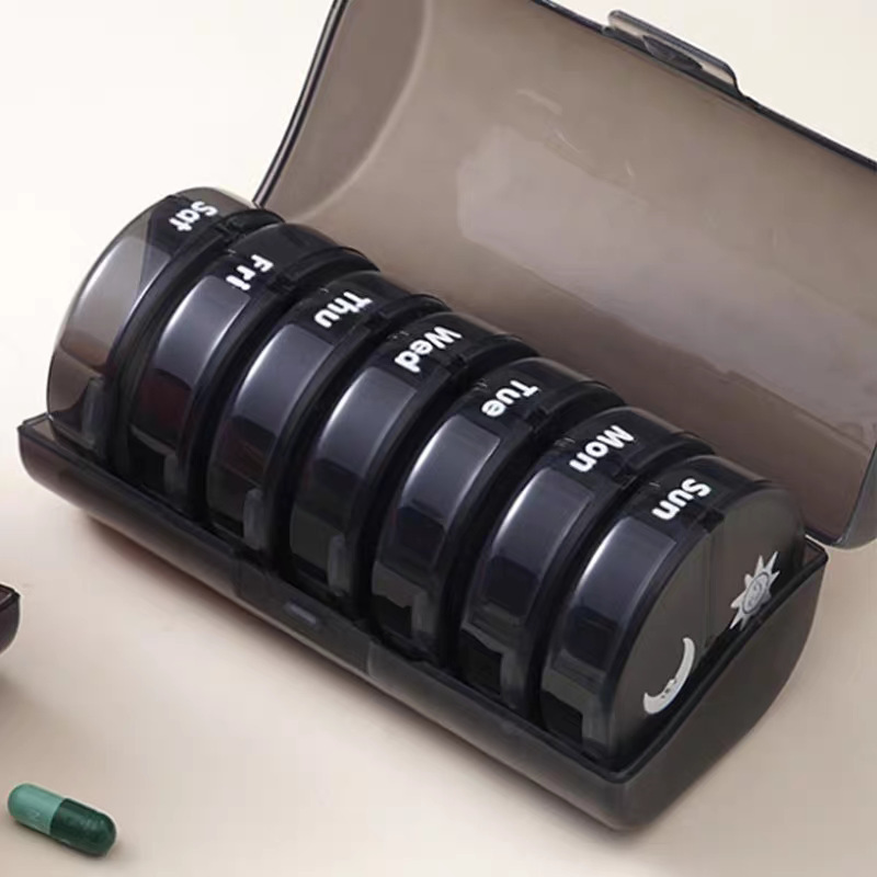 新しい工場直販 7 日間円筒形ミニ 14 コンパートメント小型薬箱朝と夜に分割可能 1 週間収納ボックスプラスチック|undefined