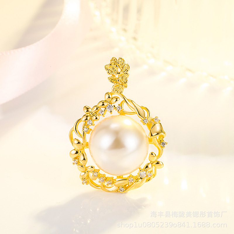 Golden Single Pendant [No Chain]