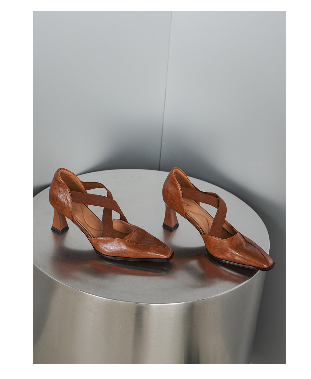 Sandal cao gót nữ da cừu mũi trùm cổ điển, gót vuông ổn định, quai thun co giãn — đen chi tiết 14