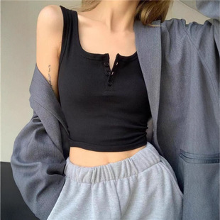 ǰ�_�ۺ��s��ɫ�����̿�o�䱳��Ů����¶��Ě�����n�������@����