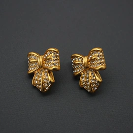 耳环;首饰套装;耳钉