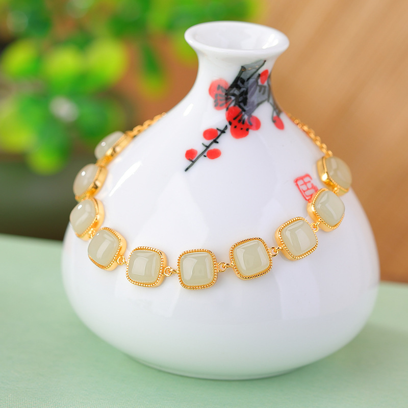 Vòng tay bạc S925 mạ vàng đính ngọc bích hình vuông phong cách cá tính — Một chiếc