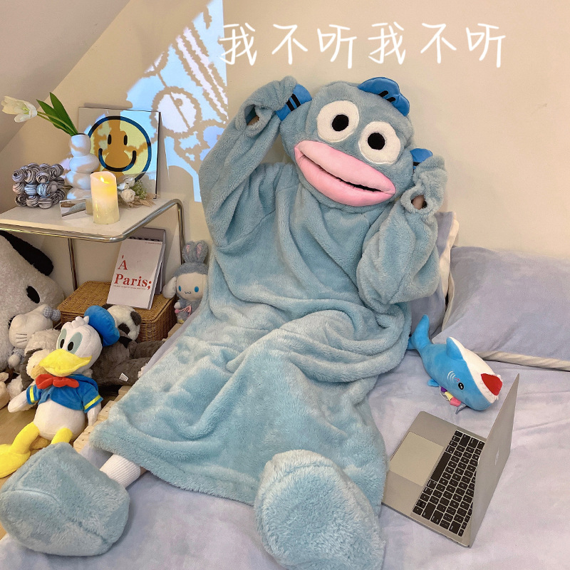 Peces feos pijamas de lana de coral de las mujeres Otoño e Invierno engrosada cálida franela con capucha camisón de invierno de longitud media homewear