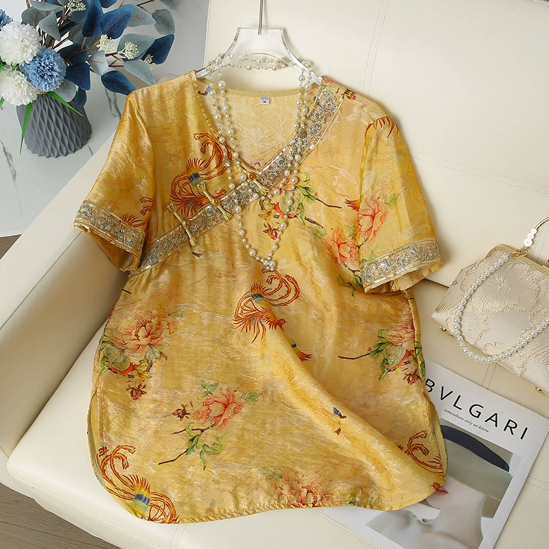 Винтажный женский топ с короткими рукавами из шелка Xiangyun, элитный стиль для мам, новый китайский стиль с диагональной пуговицей и рубашкой с V-образным вырезом из бисера.
