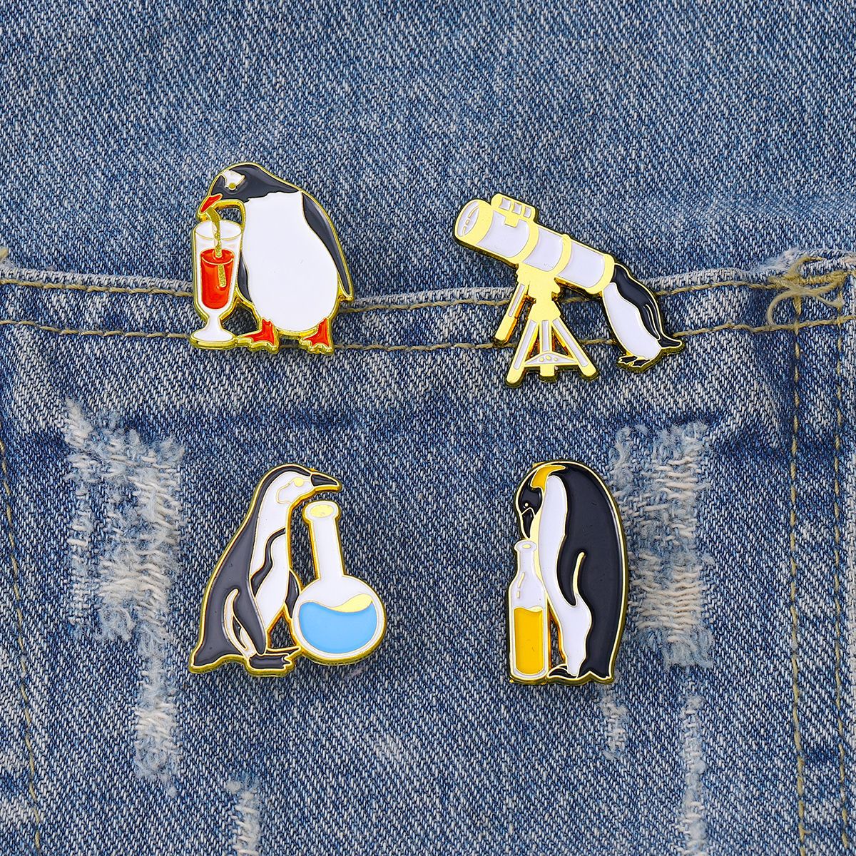 Cute Simple Style Penguin Alloy Stoving Varnish Women's Brooches display picture 5