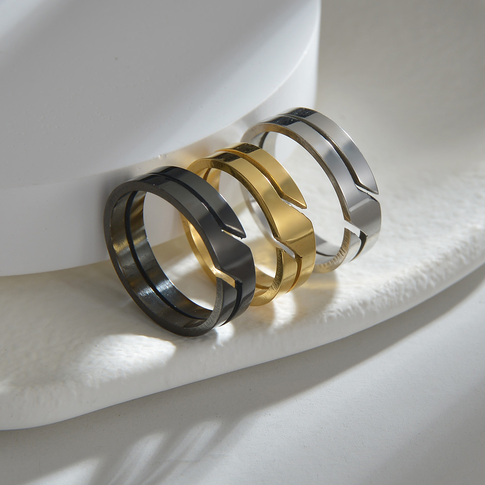 10g Weight Vacuum Plating Gold Plating Process Fashion Round 201 Stainless Steel Plating Gold Plated Unisex Rings