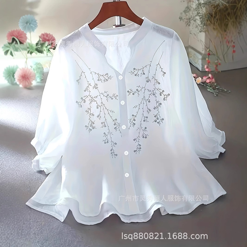 2021 Summer New plus size Women's Loose Slimming Casual Embroidered Floral Style Western Style Shirt Women's Top