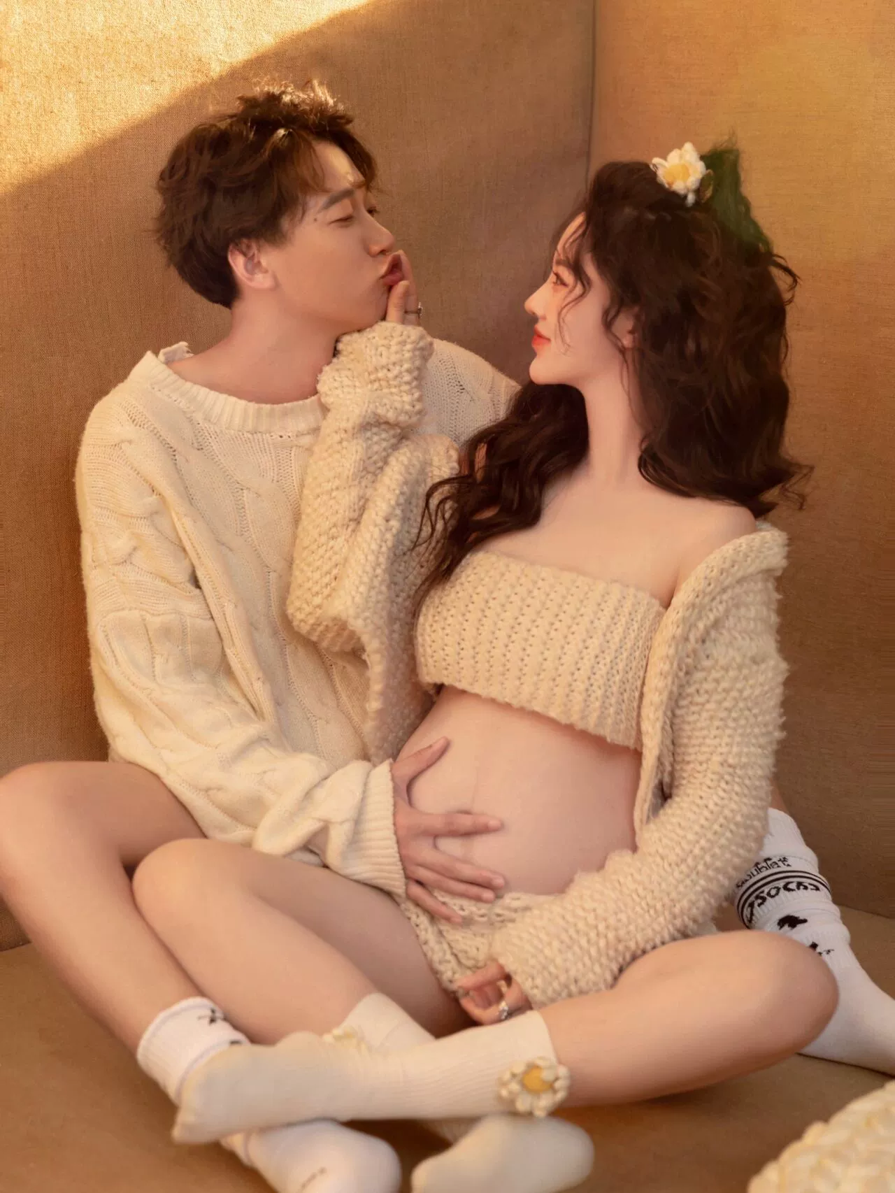 Милая кофта для беременной для фотосессий для любимой