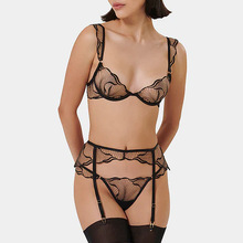 欧美跨境性感网纱文胸套装法式镂空透视情趣内衣内裤四件套带钢圈