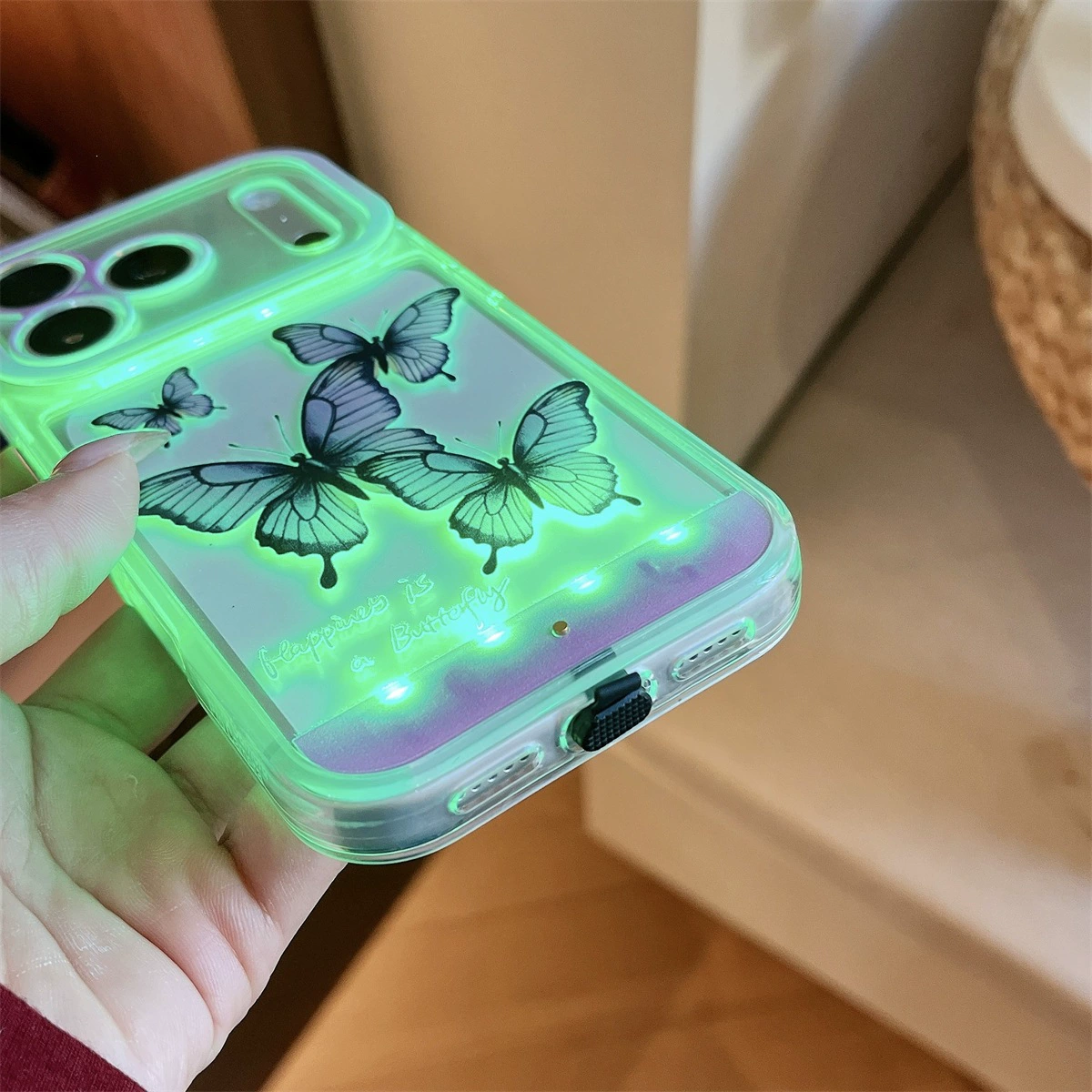 Чехол для телефона Apple, совместим с iPhone 11–17, фиолетовая подсветка входящего вызова, рисунок бабочки