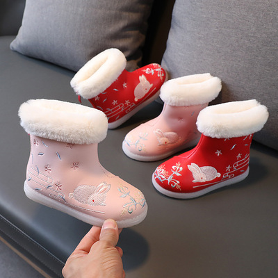 Girl embroidered pink hanfu shoes and winter wool cotton shoes in new shoes clothing shoes children hanfu old Beijing girl boots, children shoes