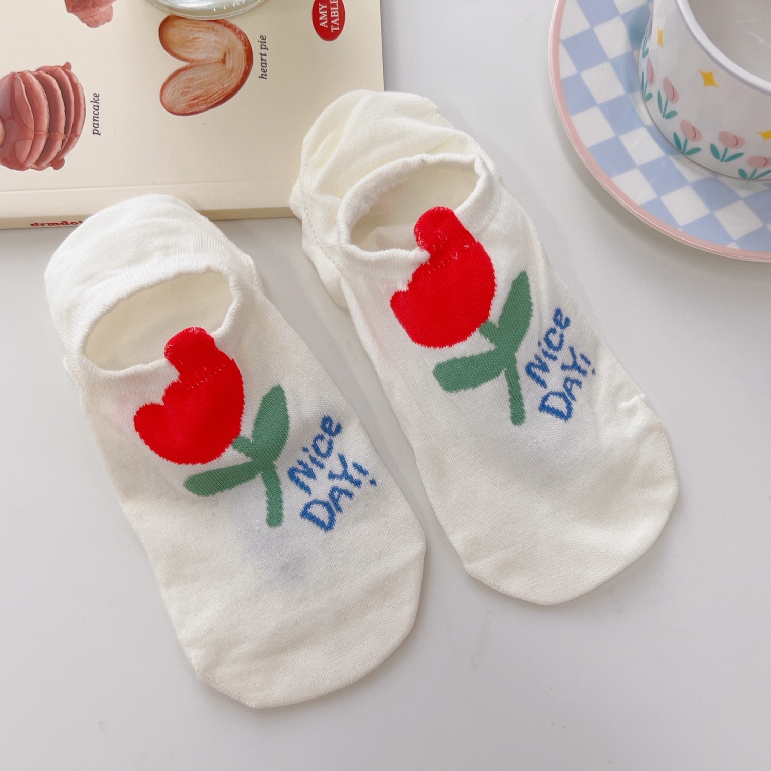 Women's Simple Style Geometric Letter Cotton Printing Socks display picture 10