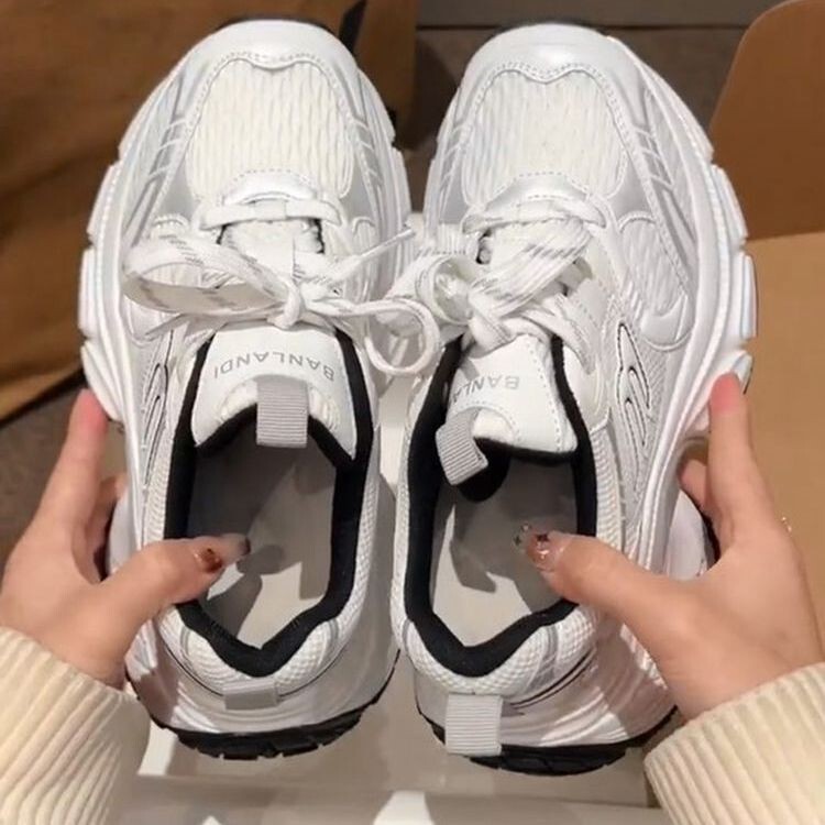 Fashionable high-value thick-soled dad shoes 2024 spring and autumn versatile dad shoes women's light non-slip sports casual shoes