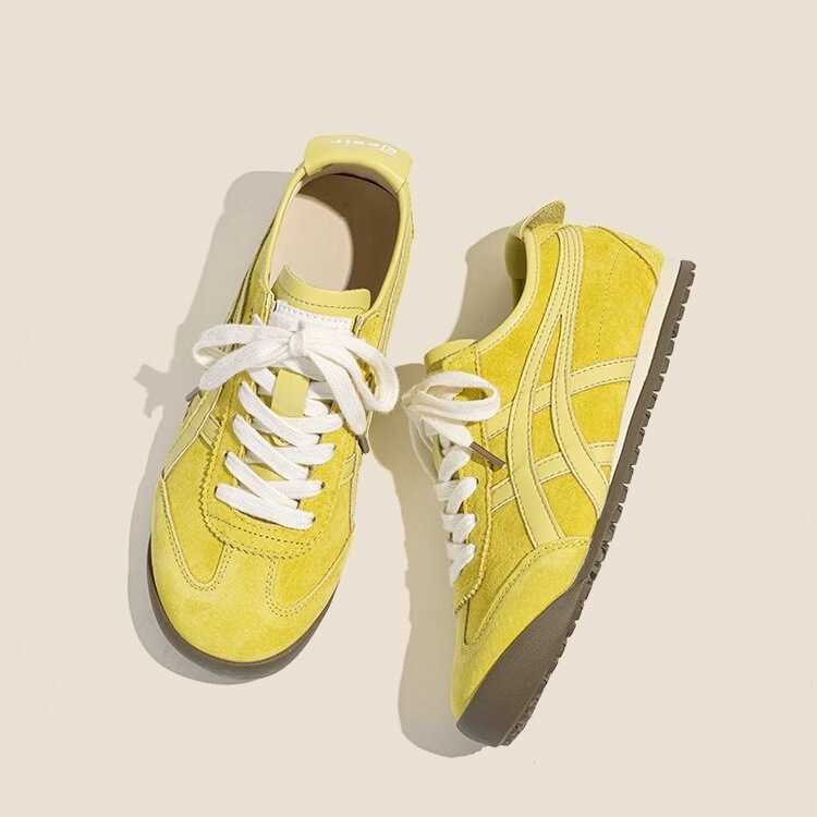 Small Zhongde Training Shoes Flat Bottom Heightening Board Shoes Women's 2025 Spring New Retro Korean Forrest Gump Sports Casual Shoes Small Zhongde Training Shoes Flat Bottom Heightening Board Shoes Women's 2025 Spring New Retro Korean Forrest Gump Sports Casual Shoes
