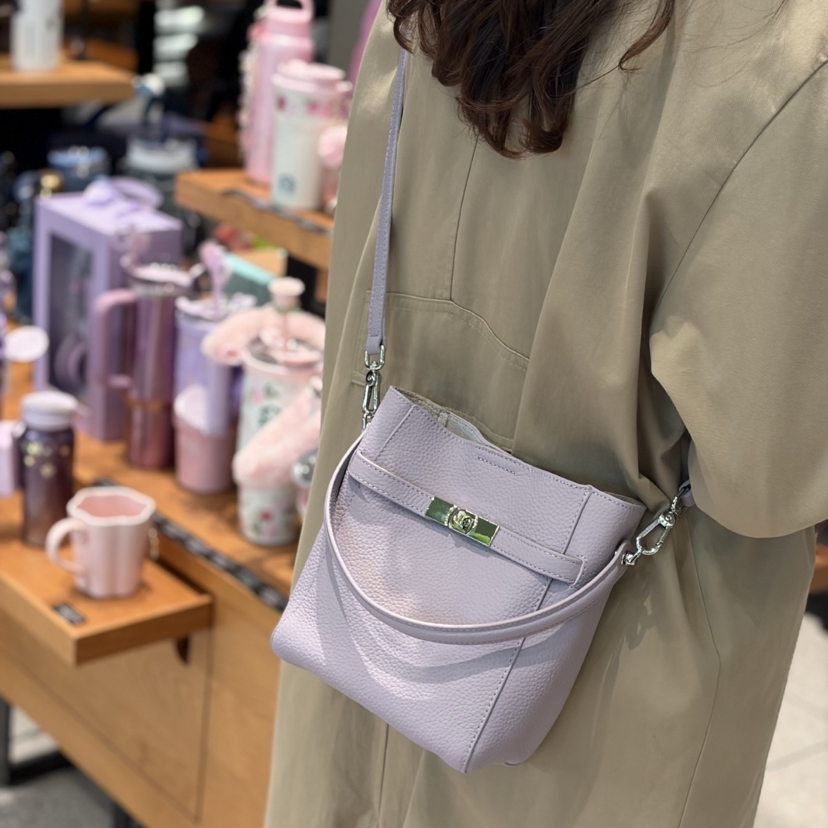 头层牛皮荔枝纹水桶包包女士新款高级感通勤手提包斜挎包水通包潮