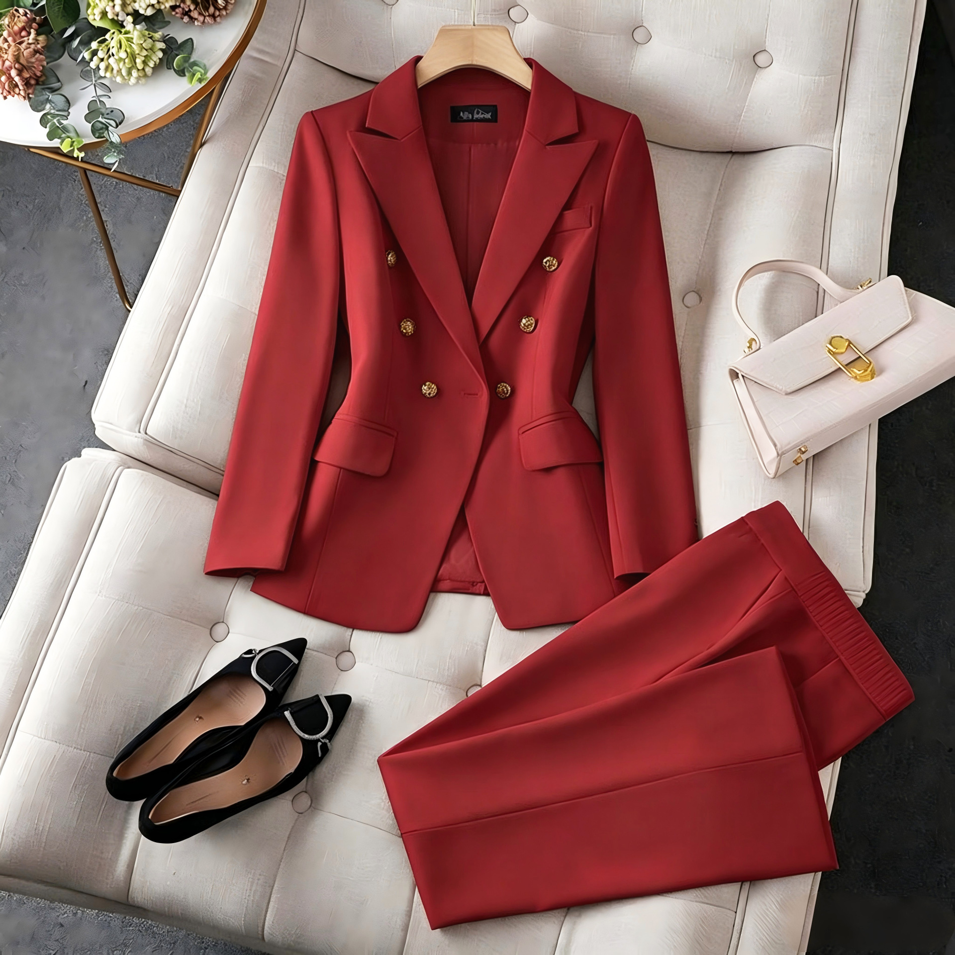 Burgundy suit / S