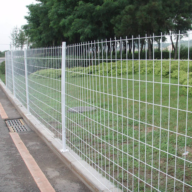 双边丝护栏网高速公路防护隔离双边铁丝护围栏养殖圈地双边护栏网