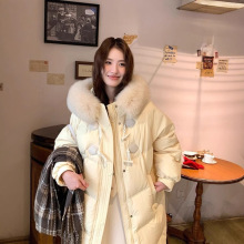 羽绒服女冬季2025新款中长款牛角扣设计大毛领加厚长款时尚百搭