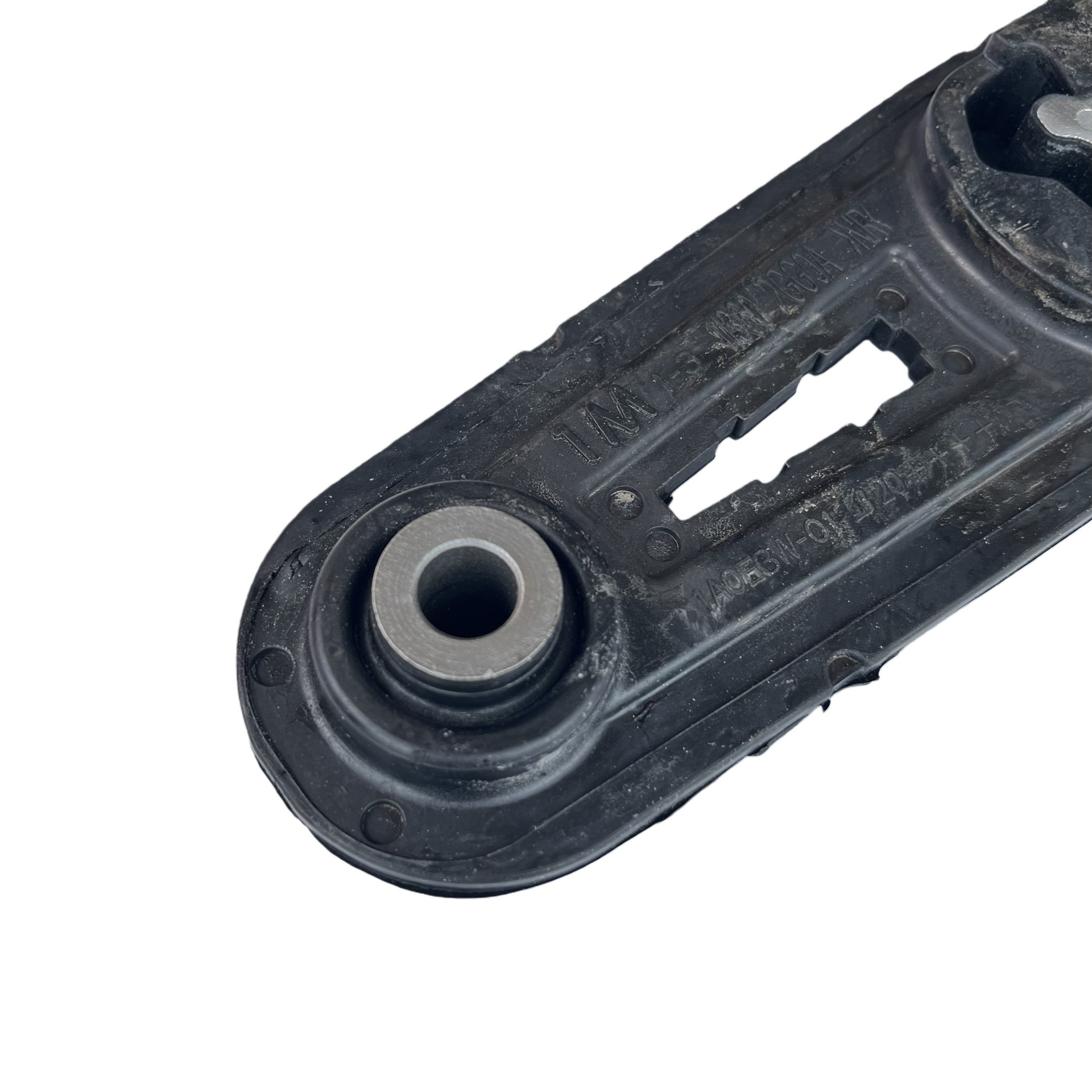Jiuyuan 11360-1Ka0A Torque Rod Rear Engine Mount Rubber Is Suitable for Juke, Sylphy, and Tiida