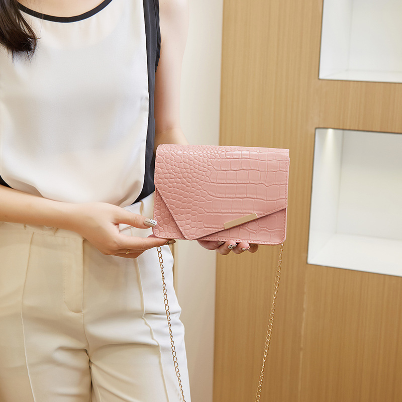 Women's Crocodile Pattern Square Shoulder Bag For Casual Daily Use_voghion.com