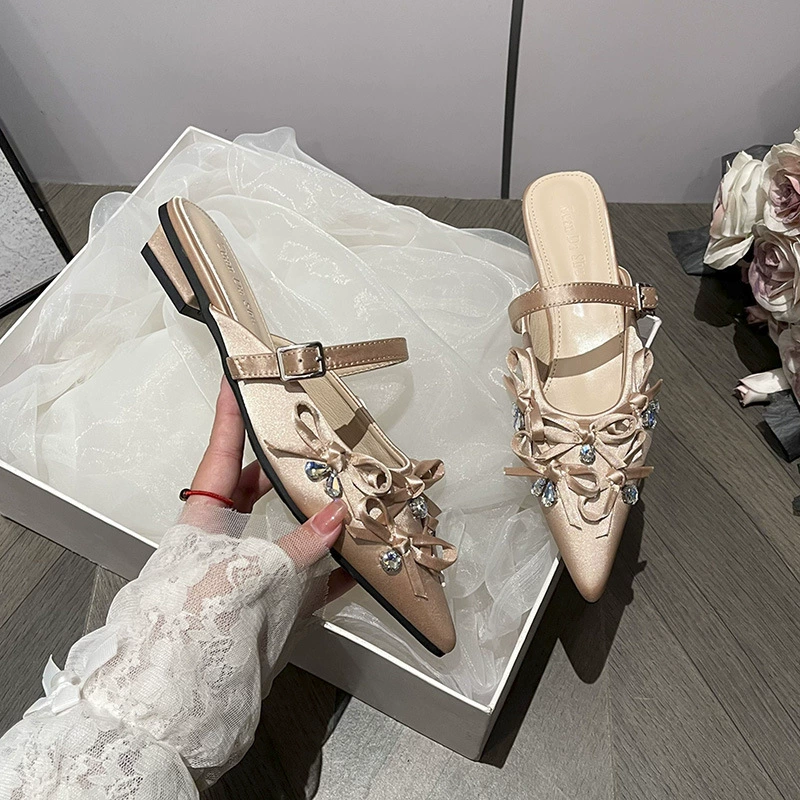 Французские тапки на каблуке на каблуке 2025 новый дикий маленький ароматный ветер с водяными стразами тапки с бантами большого размера женская обувь