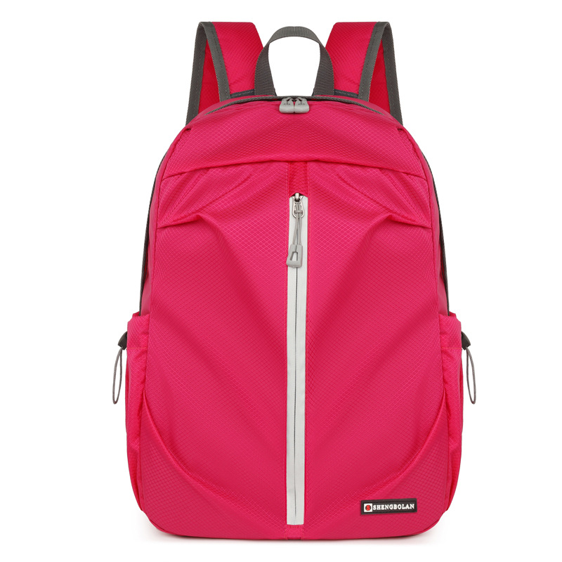 Comercio exterior al por mayor 2023 verano nuevo estilo de viaje al aire libre mochila de nailon bolsa de montañismo de gran capacidad resistente a las salpicaduras