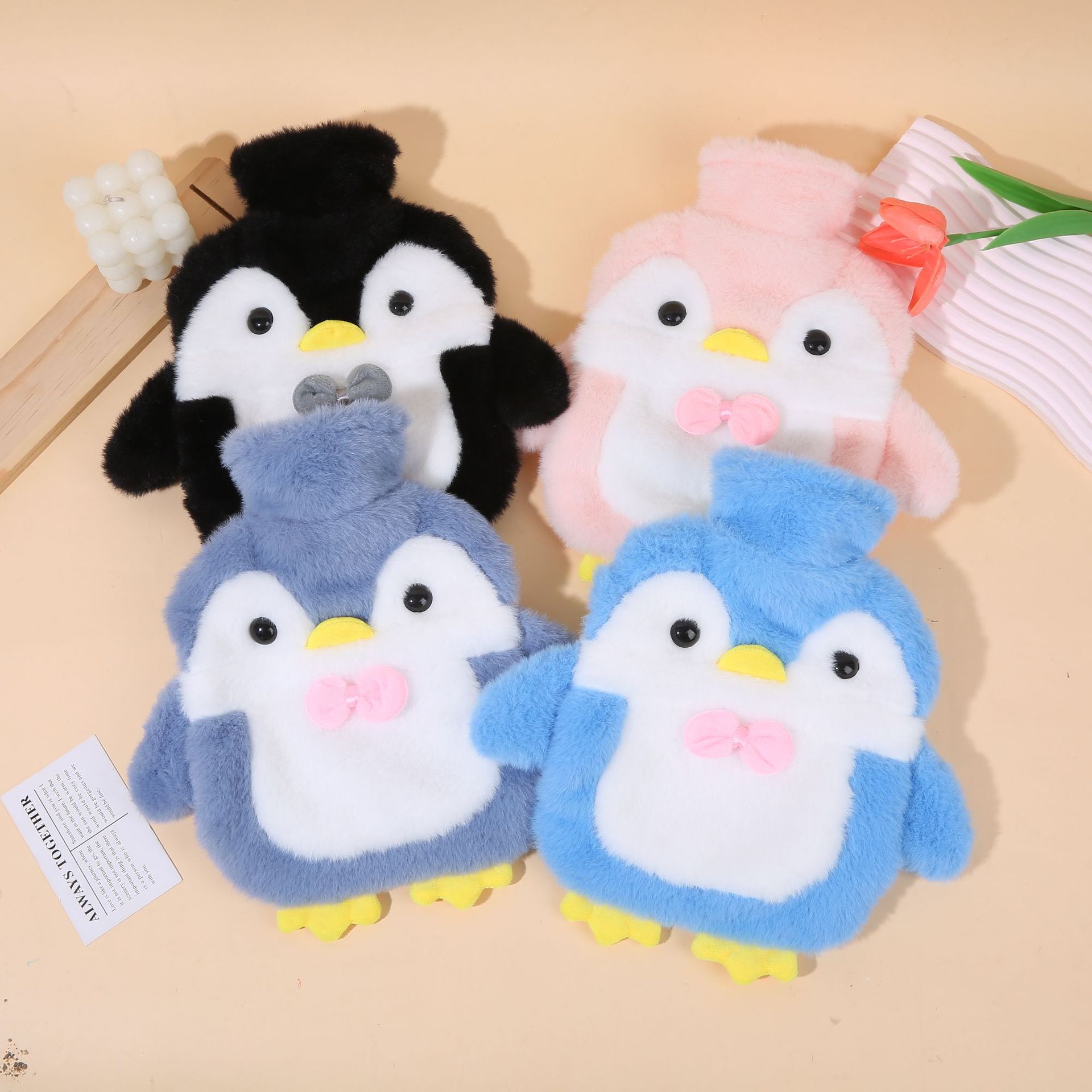 Calentador de Manos Recargable con Dibujos Animados de Peluche y PVC image 3