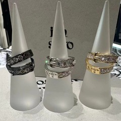 ベルトのバックルの二重のダイヤモンドのデザイン感の土星の指輪の女性の大衆の高級感のパンク風の欧米の個性は口を開けます。