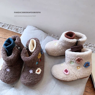 Детские зимние сапоги из меха с цветами утеплённые на флисе