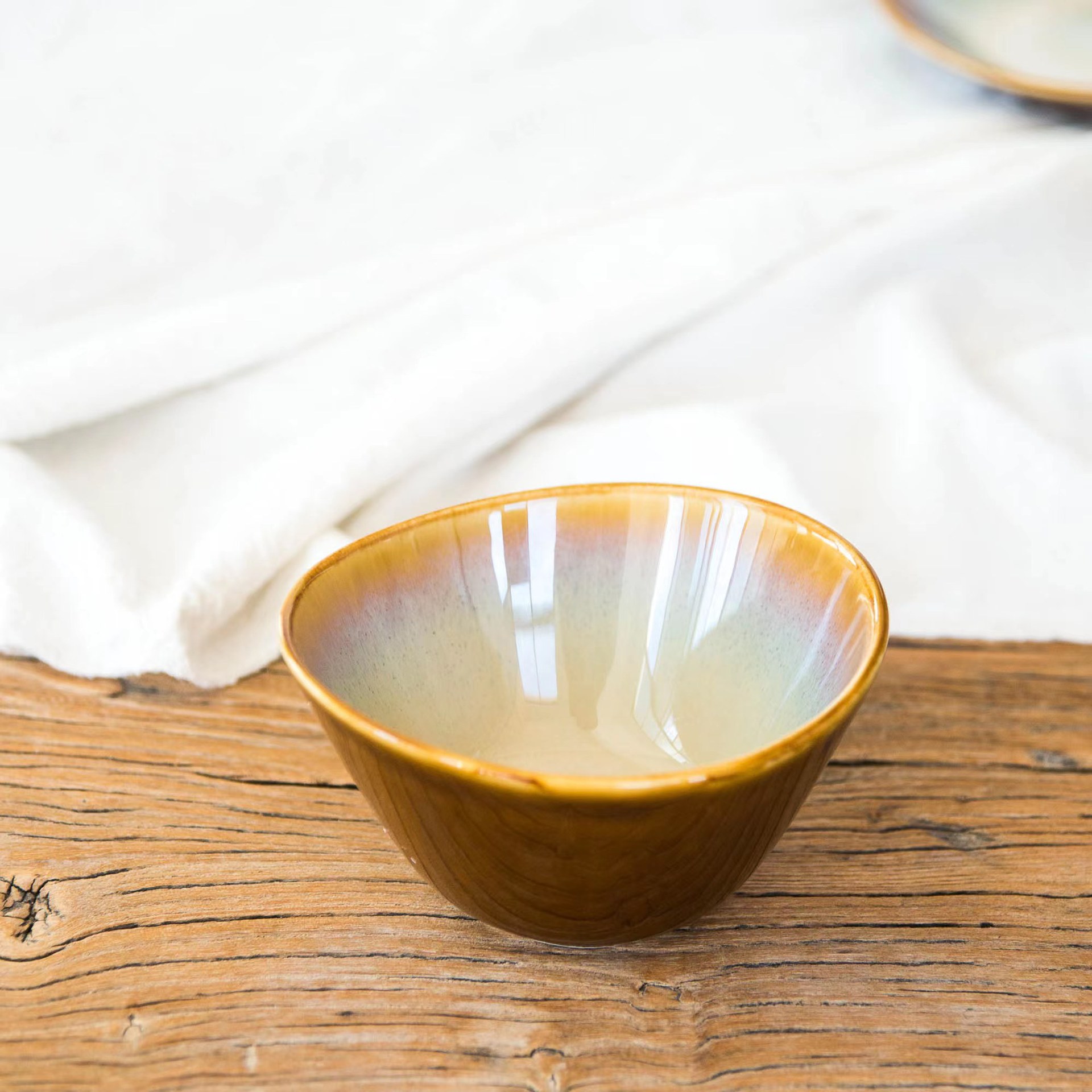 Tazón de cerámica para ensalada, plato de sopa, plato irregular para hotel y uso doméstico, Luzhuang LZ Bangkok, color marrón miel.