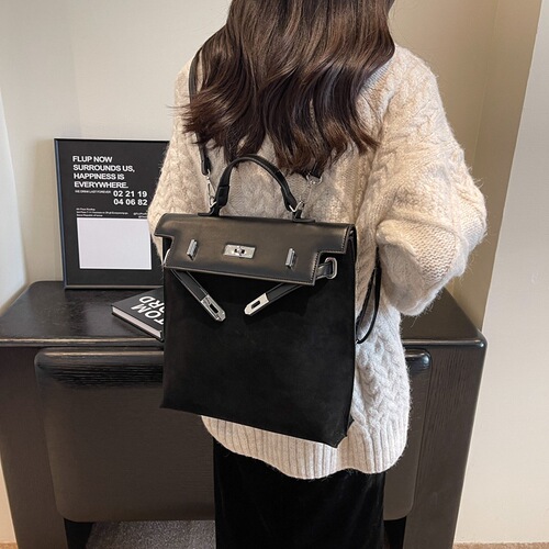 Autumn and winter versatile retro fashion casual large-capacity bag for women  new commuter backpack high-end large bag
