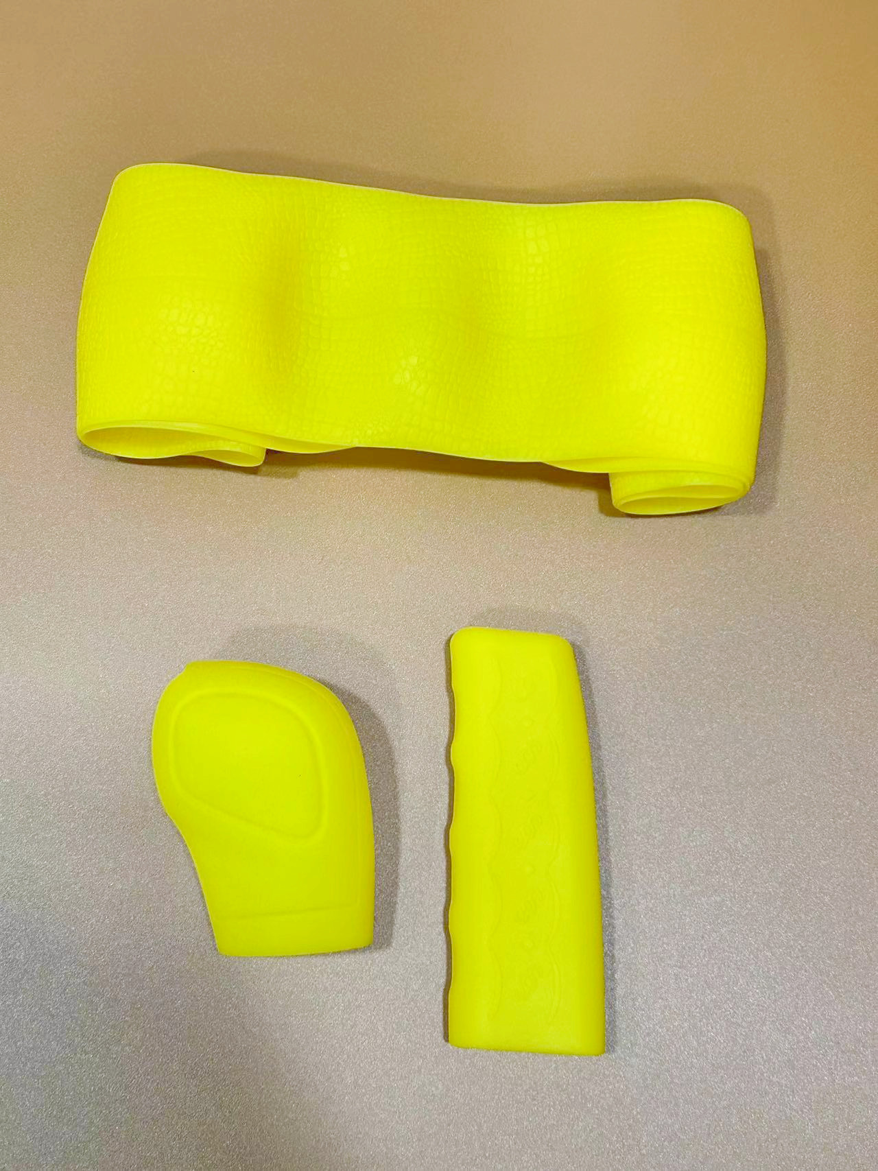 Auto cocodrilo volante cubierta de freno de mano cubierta de palanca de engranaje cubierta de silicona de tres piezas cubierta interior de silicona antideslizante universal