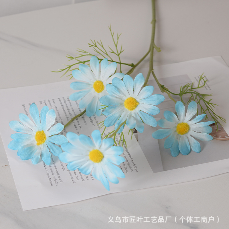파란색