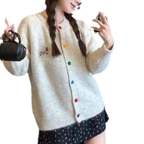 24 invierno Puyuan estilo coreano de cuello redondo bordado cardigan de punto con 2024 nuevo otoño invierno exterior image 6