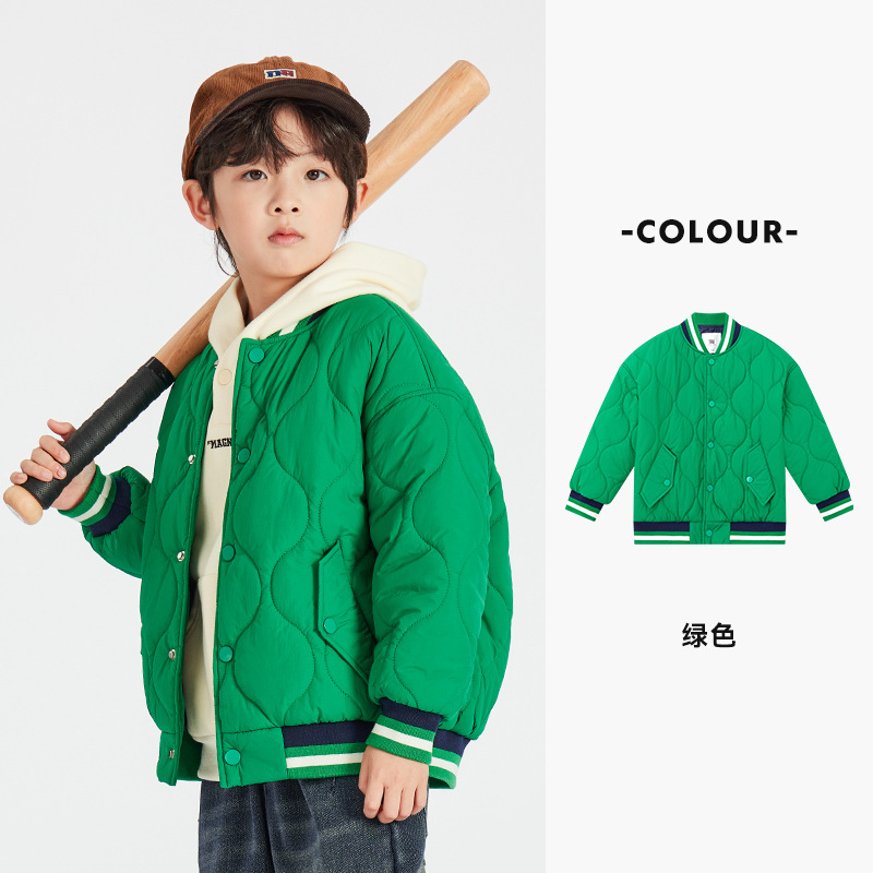 Muchos niños de algodón cortado abrigo colección impermeable otoño y invierno ropa de algodón de invierno para niños mayores