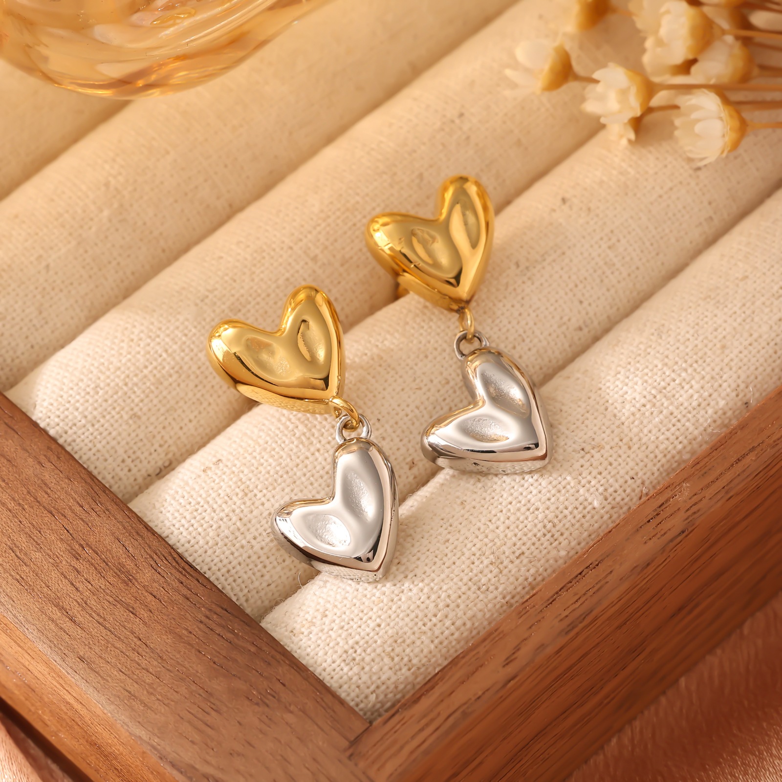Drop Earrings Classification 1 Pair Quantity Casual, Holiday, Daily Occasion 304 Stainless Steel Material Heart Shape Pattern 1 Pair Elegant Classic Style Heart Shape 304 Stainless Steel Drop Earrings