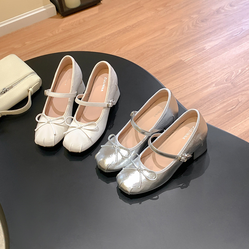 8cm Heel Height for Petite Women~2026 Spring/Summer New French-Style Chunky Heel Shallow-Mouthed Single Shoes for Women, High-End Silver Mary Jane Shoes