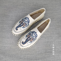 Yunnan Multi-layered Cloth Shoes with Cowhide Soles, Men's Single Shoes, Low-top Breathable Ethnic Style Leisure Embroidered Driving Shoes for Summer and Autumn