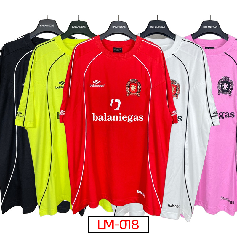 Impresión digital personalizada de una variedad de camisetas deportivas sueltas masculinas y femeninas, camisetas de fútbol de manga corta personalizadas