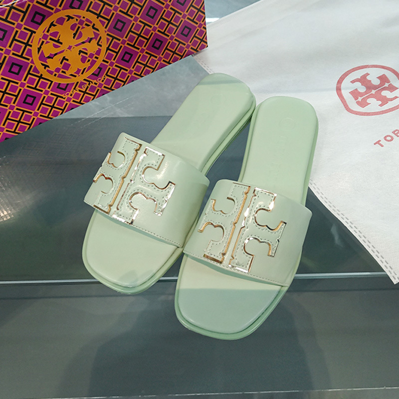 Comercio exterior TB casa 2026 diamante flip flops para mujeres de tamaño grande con un fondo plano doble T zapatillas frías fábrica al por mayor sandalias image 22
