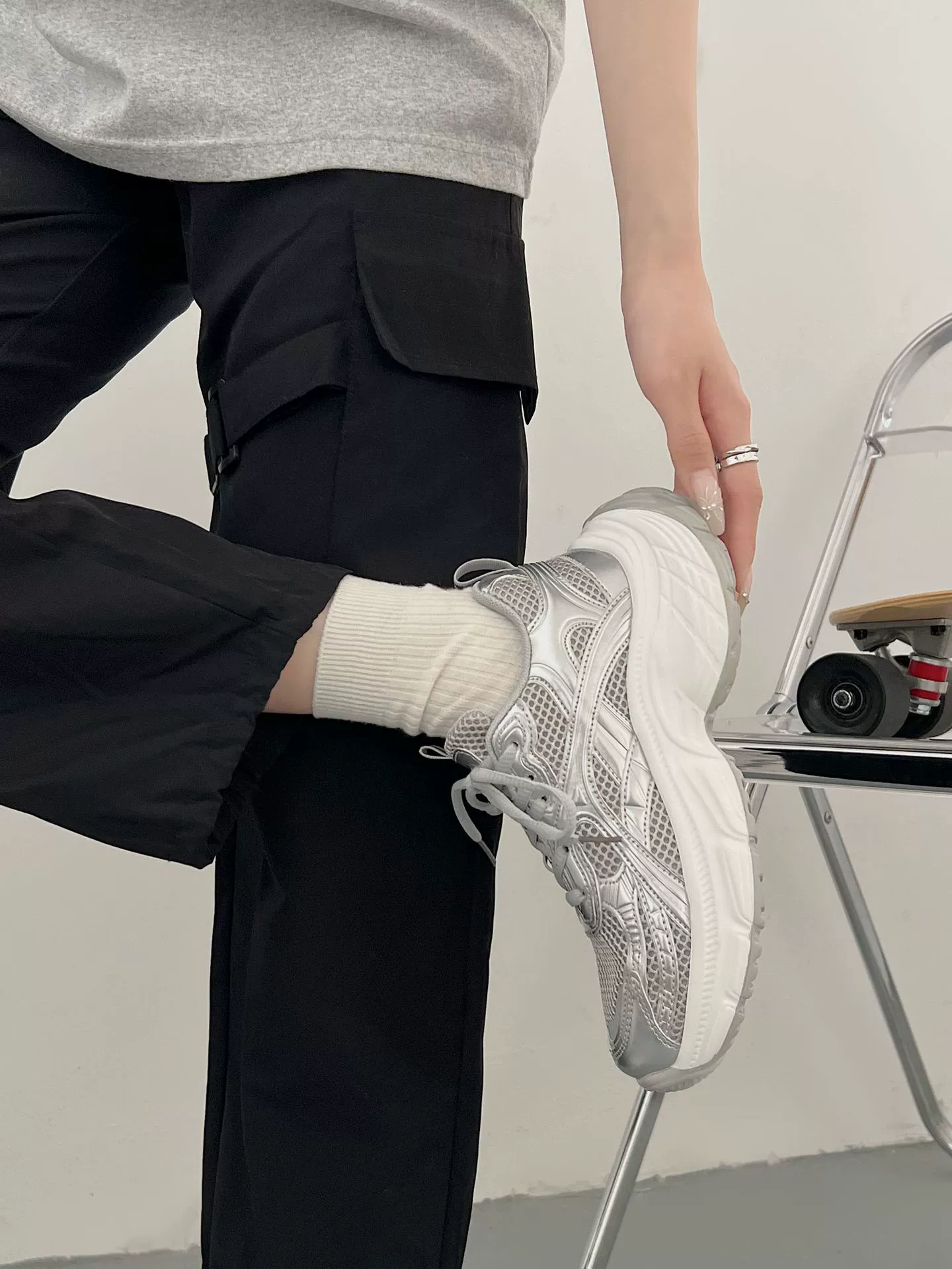 Кроссовки‑платформа «dad shoe», утолщённая подошва, серебристые или чёрные, размеры 36–44