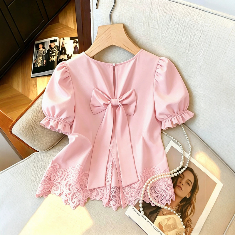 In Stock 2026 Summer New Style Round Neck Puff Sleeve Shirt for Women with Large Bow Design on the Back and Lace Trim In Stock 2026 Summer New Style Round Neck Puff Sleeve Shirt for Women with Large Bow Design on the Back and Lace Trim