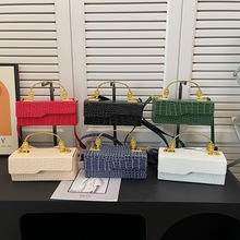 �羳�߼���������Ӱ���2025���¿�r�Џ͹�Ů���{�~�μ�б���