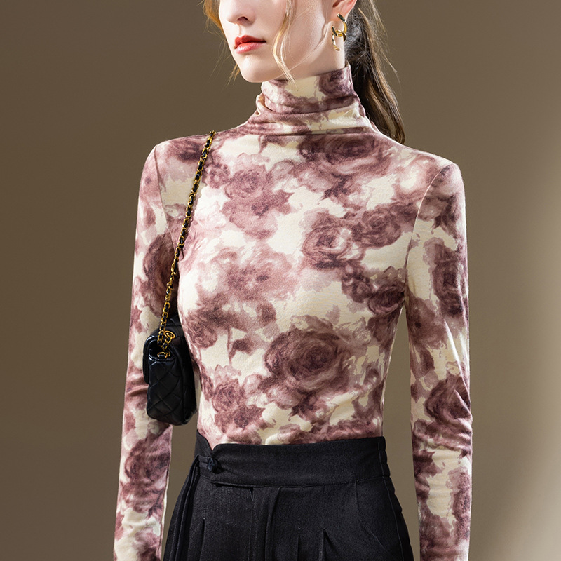 Camisa de fondo de cuello alto para mujer 2023 nueva camiseta de manga larga estampada Vintage para mujer europea temperamento Cintura interior superior ajustada