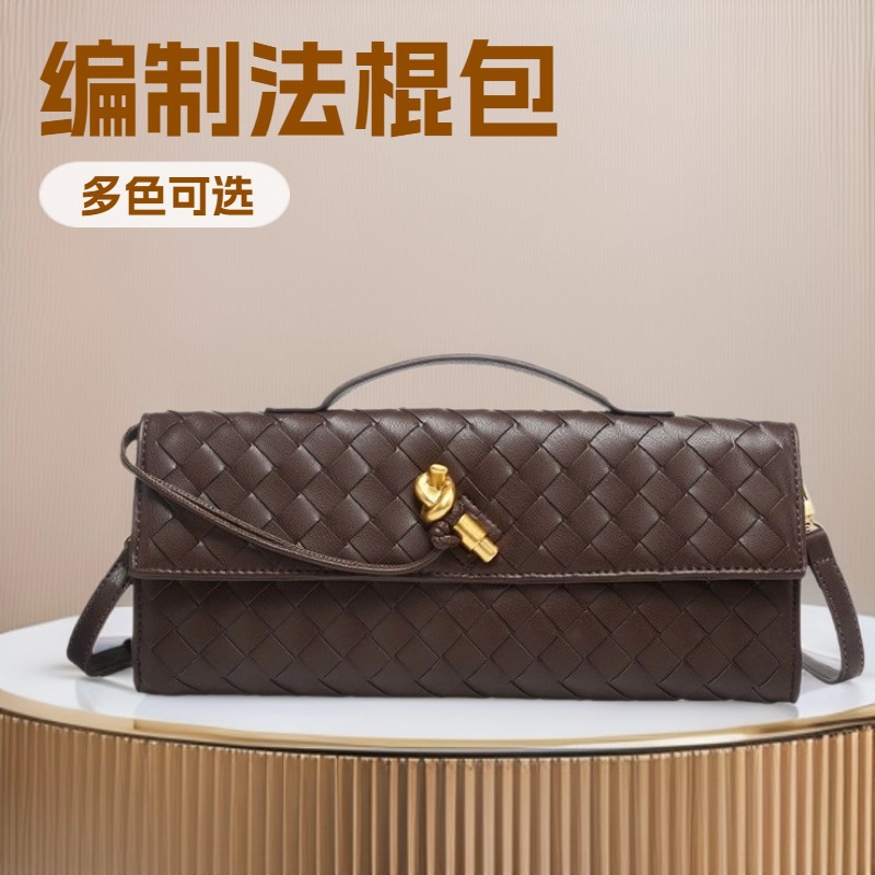 2025 New Woven Bag Shoulder Baguette Bag Niche Luxury Horizontal Clutch Evening Bag Versatile Commuter Crossbody Bag