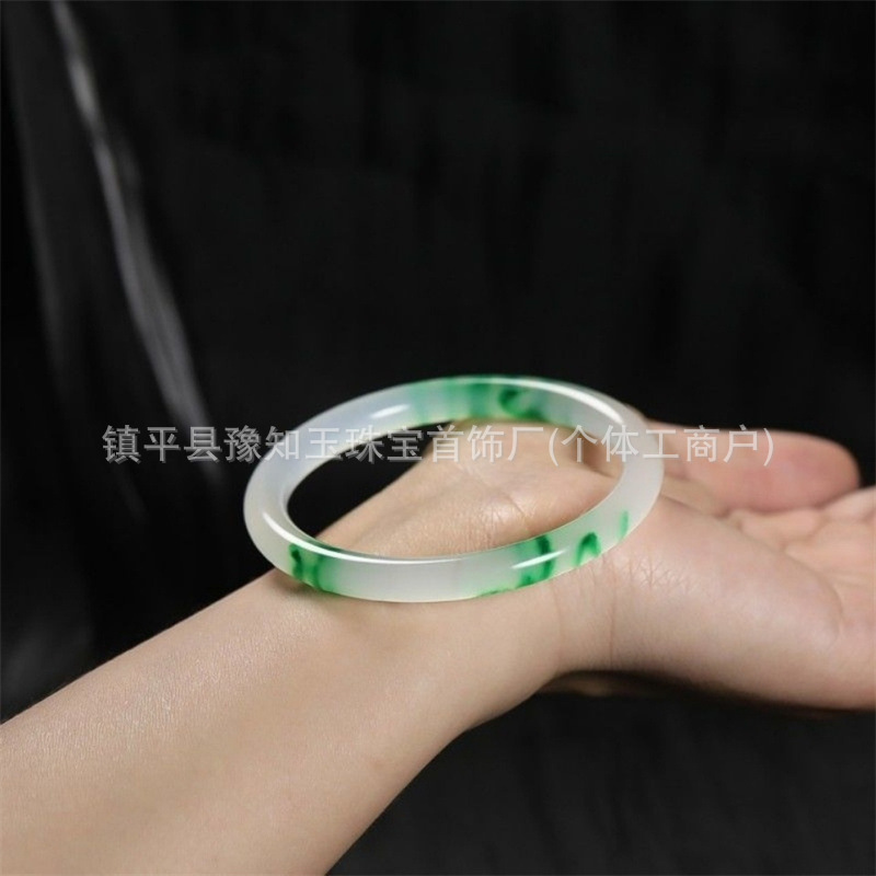 Manufacturers wholesale a large number of ice quartz rock jade bracelet fine round jade fashion ladies bracelet quality assurance